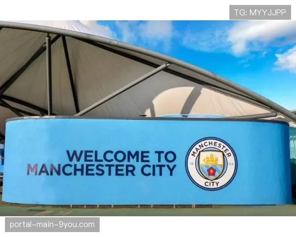 通讯：伊蒂哈德球场突发照明故障，曼城对阵布伦特福德比赛中断15分钟